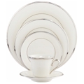 Lenox Solitaire White Place Setting