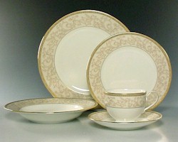 Mikasa Buckingham