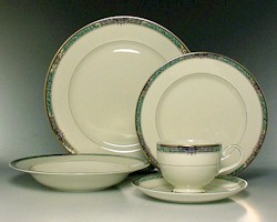 Mikasa Emerald Suite