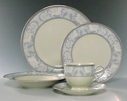 Mikasa Gothic Crest