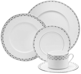 Mikasa Platinum Petals