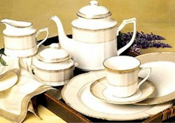 Noritake Golden Helix