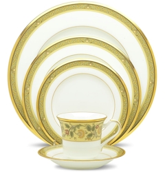Noritake Golden Pageantry