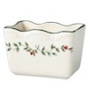 Pfaltzgraff Winterberry Cracker Basket