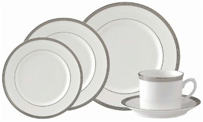 Royal Worcester Corinth Platinum