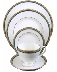 Waterford Celtic Scroll Gold Fine China