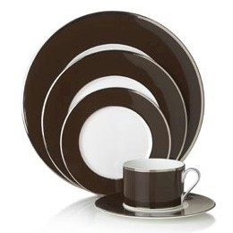 Color Studio Brown/Platinum by Mikasa