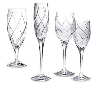 Set of 2 flutes mikasa crystal sophisticate fluted champagne 9 5//8.