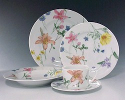 Floral Splendor by Mikasa