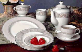 Castine by Noritake