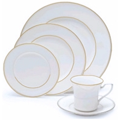 Golden Traditions by Noritake