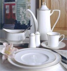 Golden Traditions by Noritake