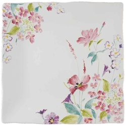 222 Fifth by PTS International Garden Beauty