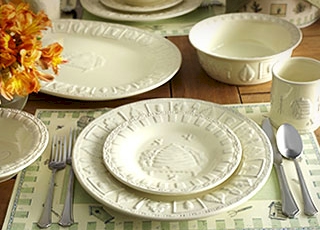 Pfaltzgraff Naturewood Embossed