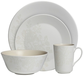 Royal Doulton Bliss Cream by Monique Lhuillier