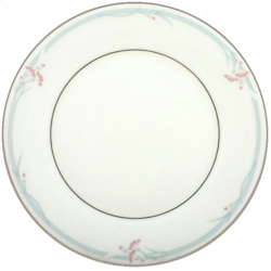 - serving platters C4 Porcelain Royal Doulton Carnation 1982 tureens 8B5F 